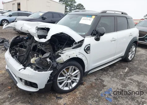 2018 Mini Countryman Cooper S z USA, uszkodzony, nr VIN WMZYT3C38J3E00313